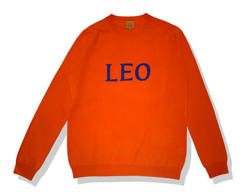 LEO star pullover