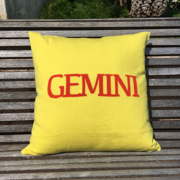 GEMINI star cushion