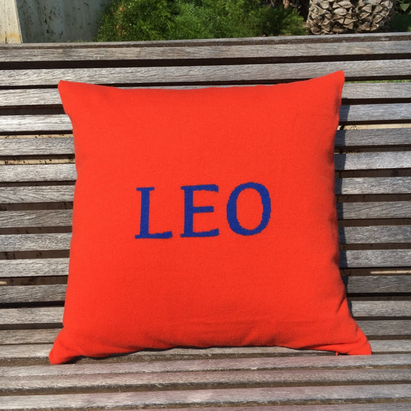 LEO star cushion